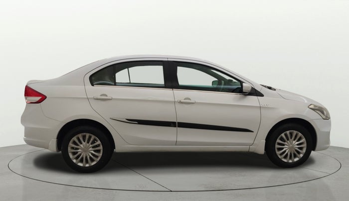 2016 Maruti Ciaz VXI+, Petrol, Manual, 84,661 km, Right Side View