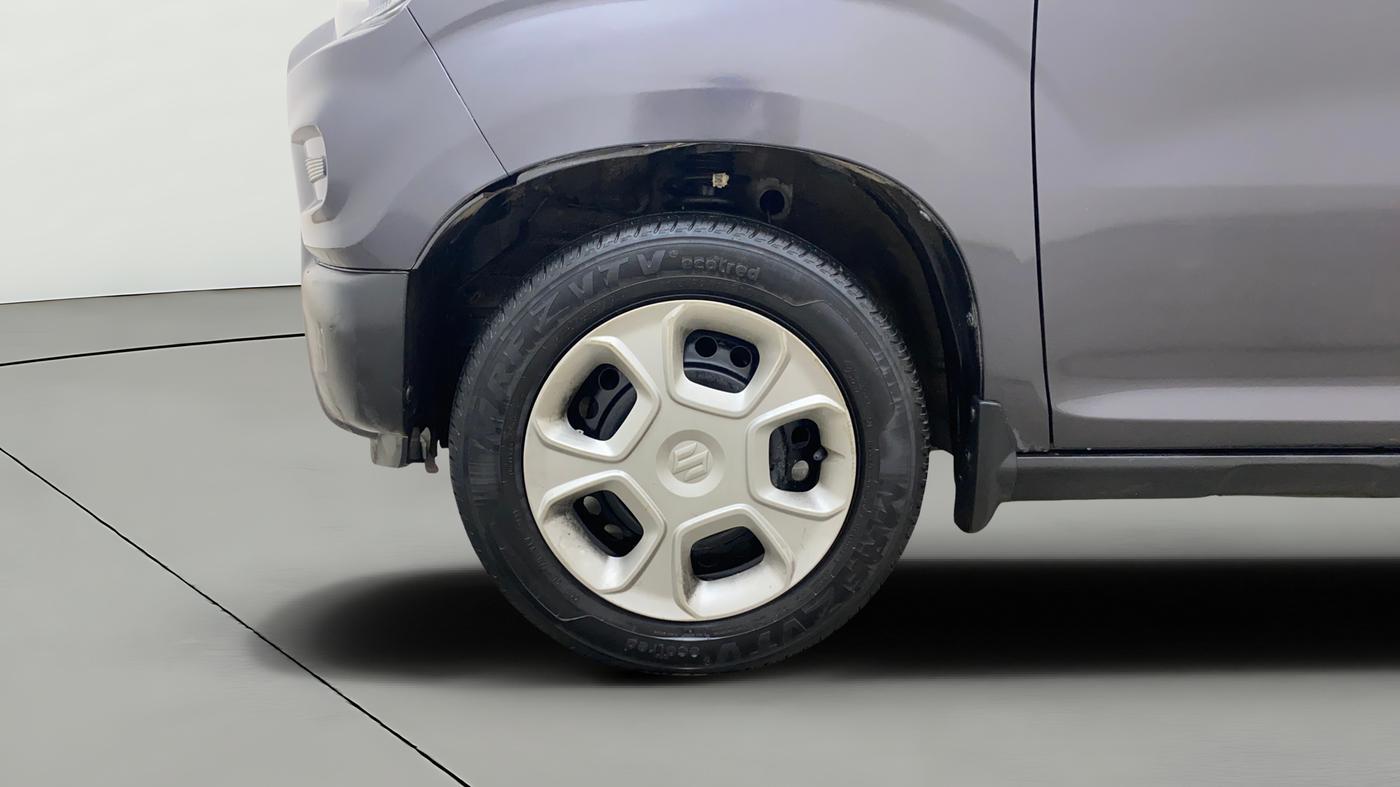 2021 Maruti S PRESSO VXI PLUS AMT, Petrol, Automatic, 57,072 km, Left Front Wheel