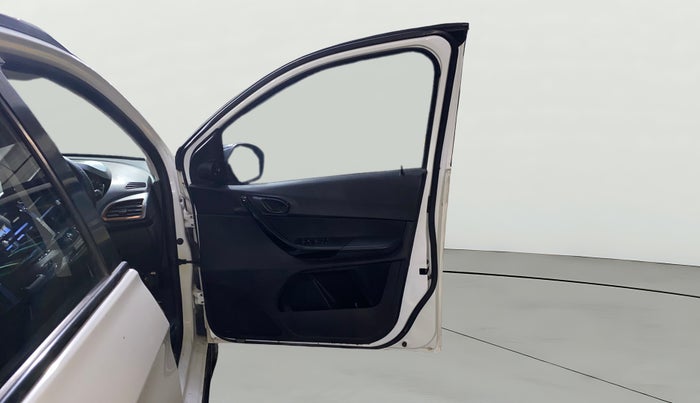2019 Tata TIAGO NRG PETROL, Petrol, Manual, 54,032 km, RHS Front Door