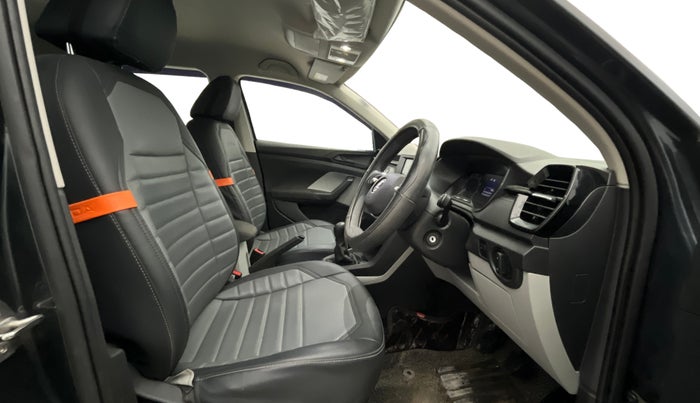 2022 Skoda KUSHAQ ACTIVE 1.0L TSI MT, Petrol, Manual, 28,926 km, Right Side Front Door Cabin