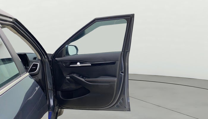 2022 KIA SELTOS GTX PLUS 1.5 DIESEL AT, Diesel, Automatic, 98,102 km, RHS Front Door