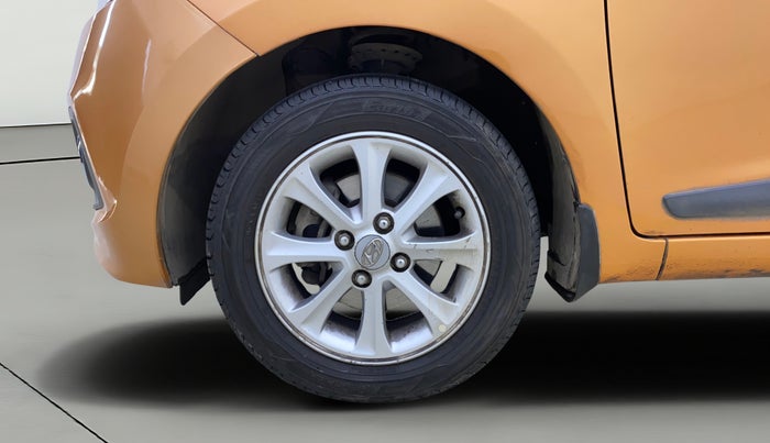 2015 Hyundai Grand i10 ASTA AT 1.2 KAPPA VTVT, Petrol, Automatic, 90,849 km, Left Front Wheel