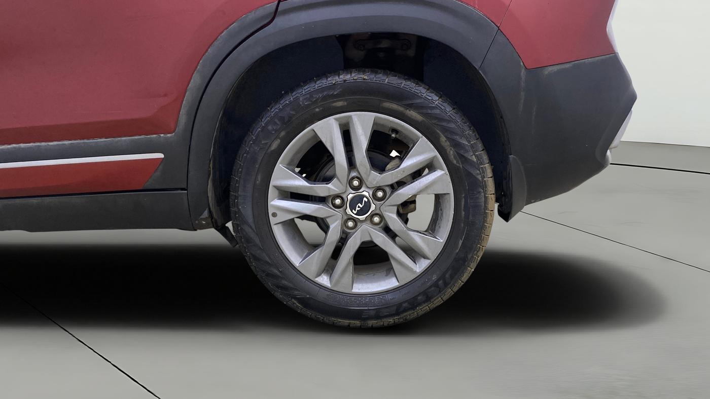 2021 KIA SELTOS HTX IVT 1.5 PETROL, Petrol, Automatic, 30,470 km, Left Rear Wheel