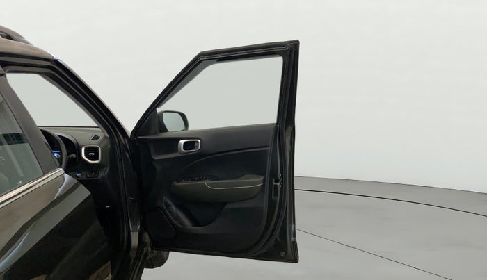 2021 Hyundai VENUE SX PLUS 1.0 TURBO DCT, Petrol, Automatic, 43,454 km, RHS Front Door