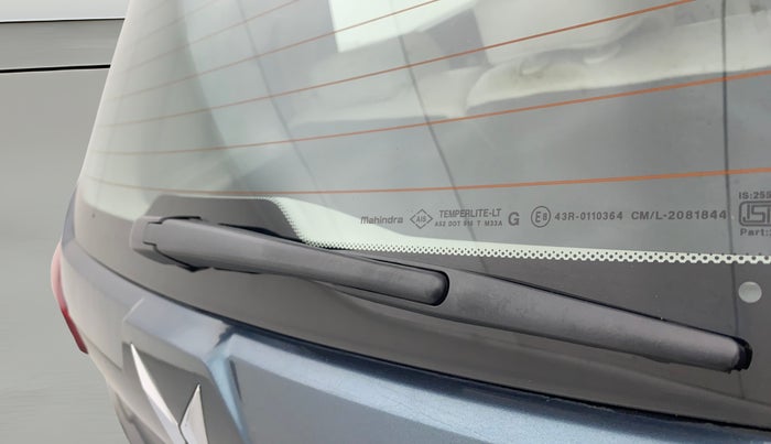 2024 Mahindra XUV300 W8 (O) 1.2 PETROL AMT, Petrol, Automatic, 17,792 km, Rear Wiper