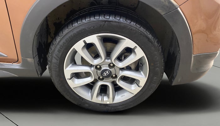 2015 Hyundai i20 Active 1.4 SX, Diesel, Manual, 70,946 km, Right Front Wheel