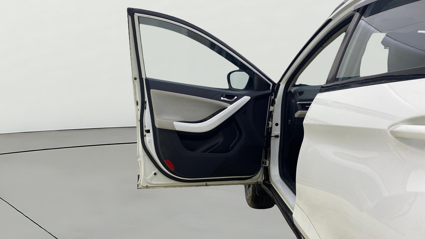 2024 Tata NEXON CREATIVE+ SUNROOF AMT 1.2 PETROL, Petrol, Automatic, 17,533 km, LHS Front Door