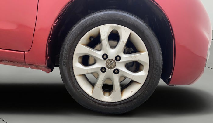 2015 Nissan Micra XV CVT, Petrol, Automatic, 49,670 km, Right Front Wheel