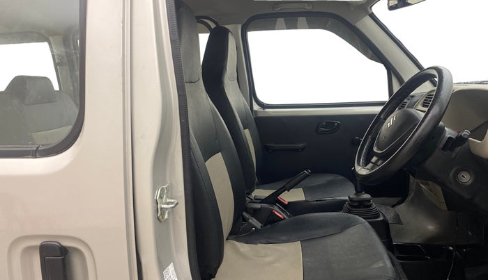 2020 Maruti Eeco 5 STR WITH A/C+HTR, Petrol, Manual, 57,928 km, Right Side Front Door Cabin