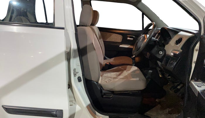 2013 Maruti Wagon R 1.0 VXI, Petrol, Manual, 70,066 km, Right Side Rear Door Cabin