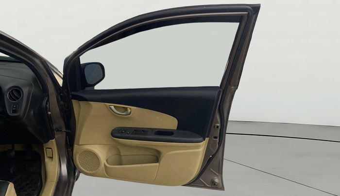 2014 Honda Brio VX MT, Petrol, Manual, 59,917 km, RHS Front Door