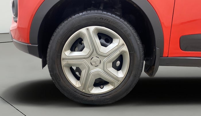 2022 Tata NEXON XMA PETROL, Petrol, Automatic, 20,674 km, Left Front Wheel