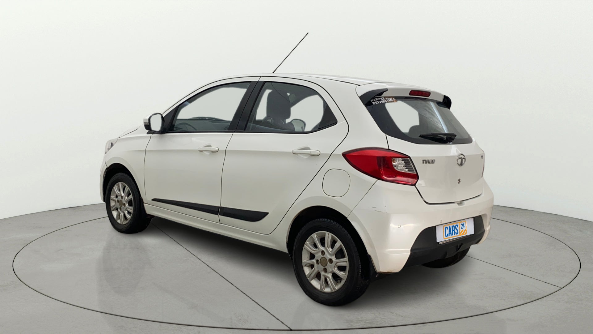 camera-Left-Back-Diagonal