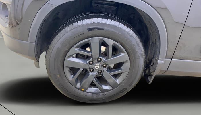 2020 Tata Harrier XZA PLUS 2.0L, Diesel, Automatic, 44,628 km, Left Front Wheel