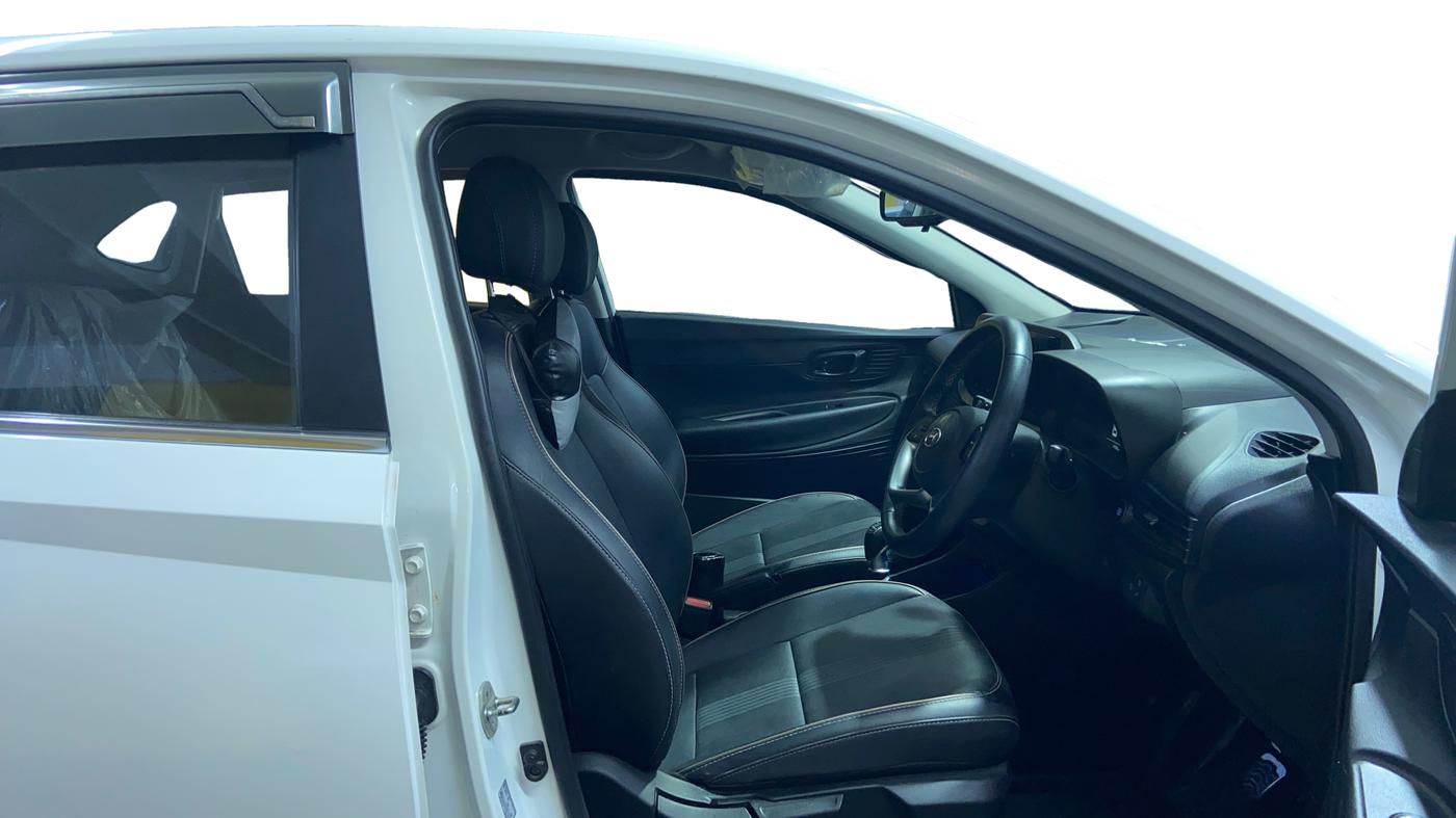 2021 Hyundai NEW I20 Asta 1.0 GDI Turbo IMT, Petrol, Manual, 41,240 km, Right Side Front Door Cabin