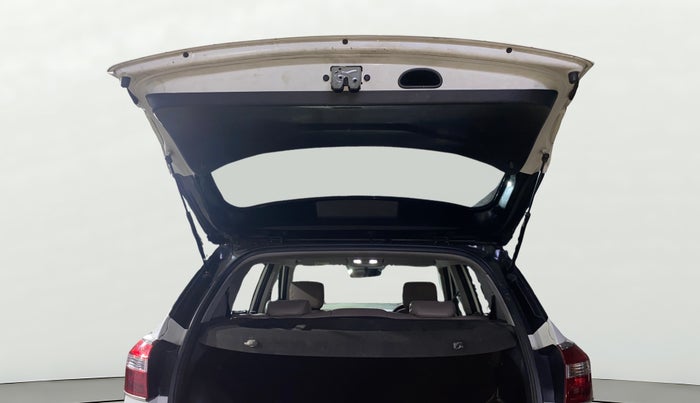 2017 Hyundai Creta SX PLUS 1.6 PETROL DUAL TONE, Petrol, Manual, 37,014 km, Boot Door Open