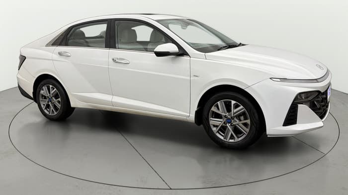2024 Hyundai Verna SX(O) 1.5 MPI IVT , Petrol, Automatic, 16,483 km, Right Front Diagonal