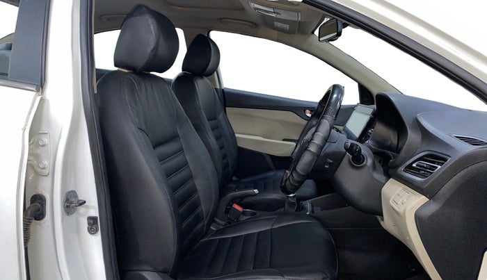 2020 Hyundai Verna SX 1.5 VTVT, Petrol, Manual, 56,514 km, Right Side Front Door Cabin