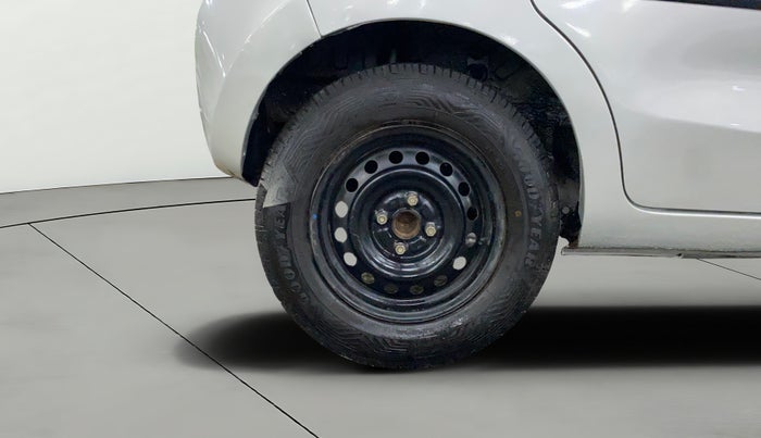 2016 Maruti Celerio VXI, Petrol, Manual, 90,947 km, Right Rear Wheel