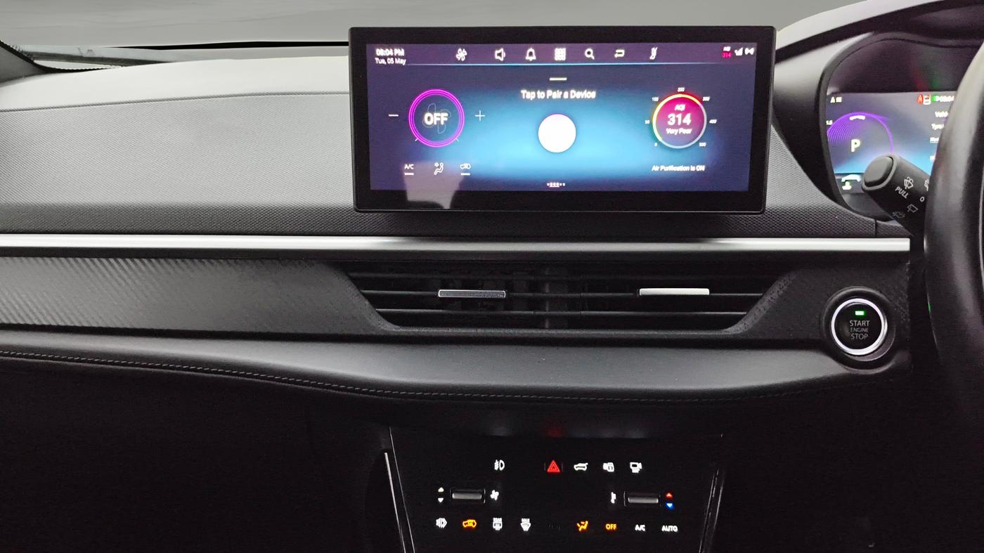2023 Tata NEXON FEARLESS + SUNROOF DCA DUAL TONE 1.2 PETROL, Petrol, Automatic, 33,293 km, Air Conditioner