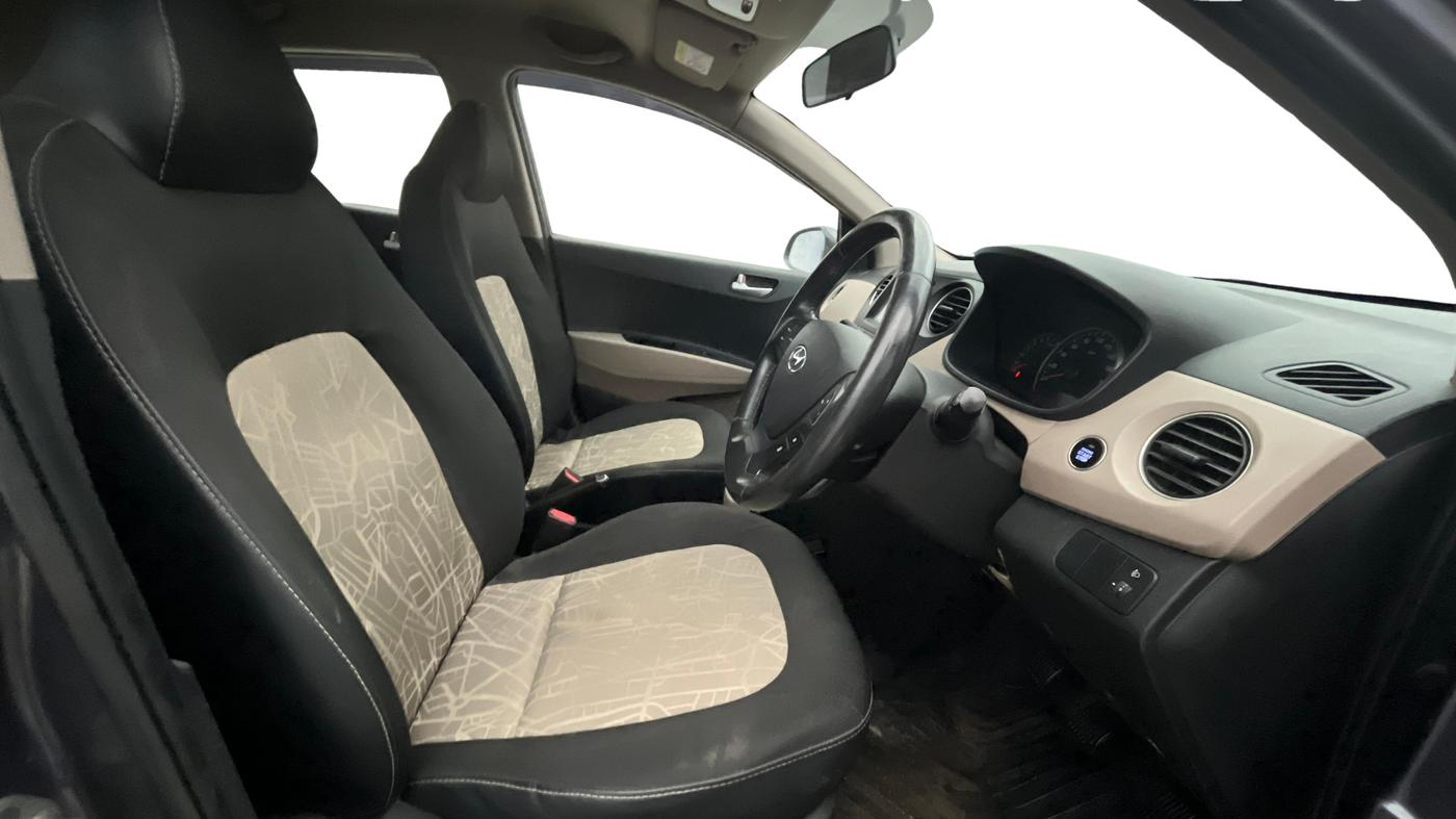 2017 Hyundai Grand i10 ASTA 1.2 KAPPA VTVT, Petrol, Manual, 42,521 km, Right Side Front Door Cabin