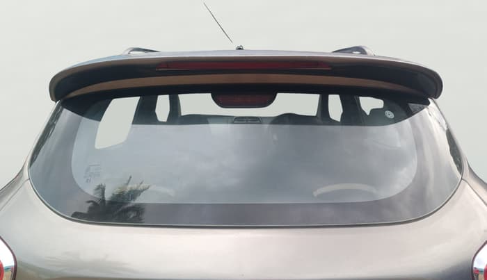 2017 Renault Kwid RXT 1.0, Petrol, Manual, 53,354 km, Rear Windshield