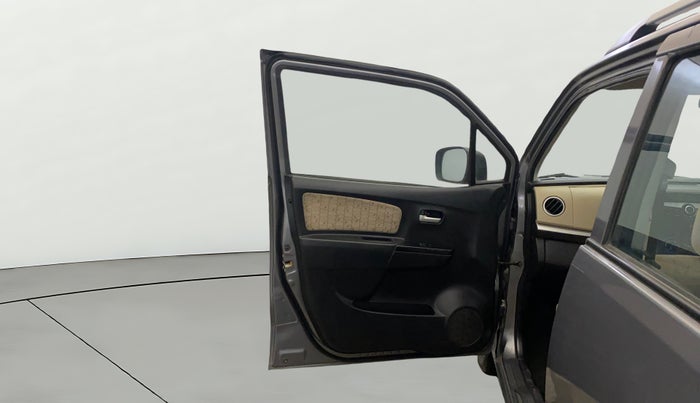 2017 Maruti Wagon R 1.0 VXI, CNG, Manual, 79,188 km, LHS Front Door