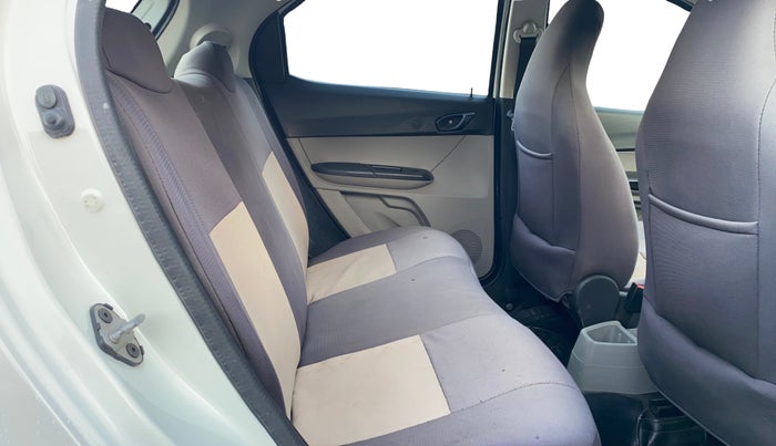 2018 Tata Tiago XT PETROL, CNG, Manual, 77,648 km, Right Side Rear Door Cabin