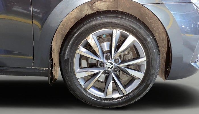 2022 Skoda SLAVIA STYLE 1.0L TSI AT, Petrol, Automatic, 28,140 km, Right Front Wheel