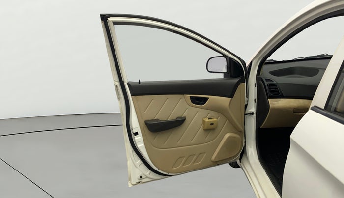 2014 Hyundai Eon D-LITE+, Petrol, Manual, 35,722 km, LHS Front Door