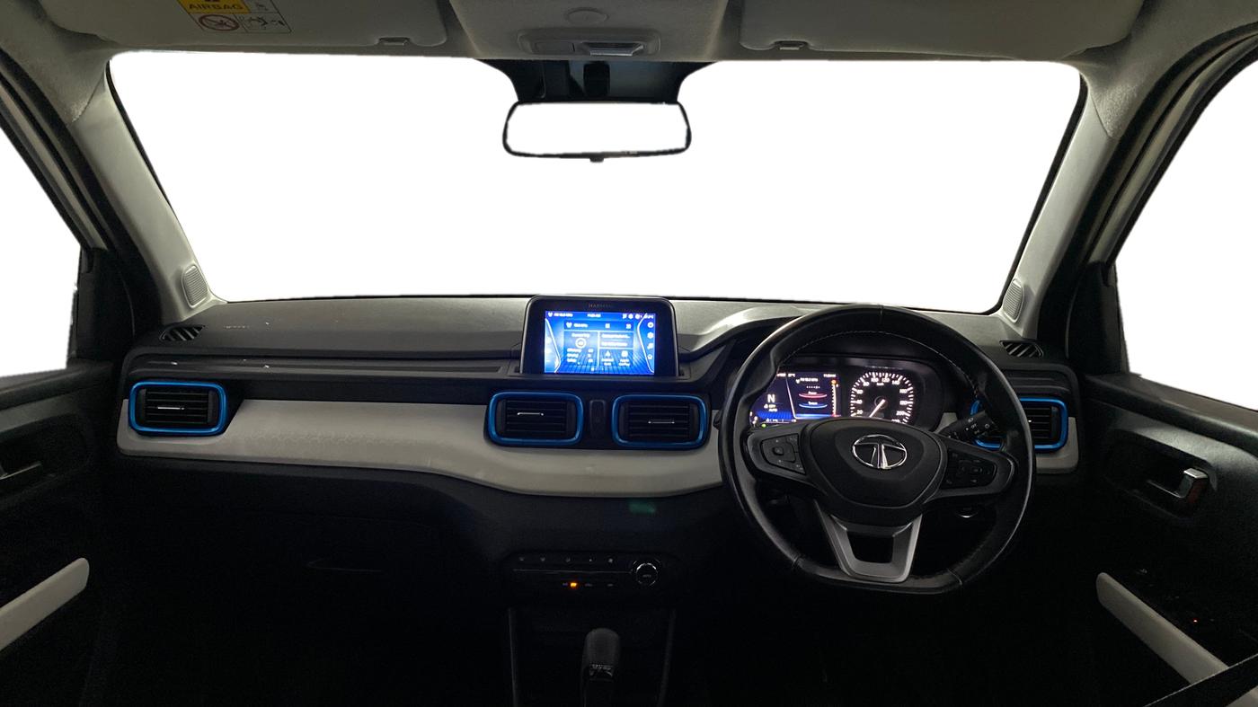2021 Tata PUNCH CREATIVE AMT 1.2 RTN DUAL TONE, Petrol, Automatic, 31,423 km, Dashboard