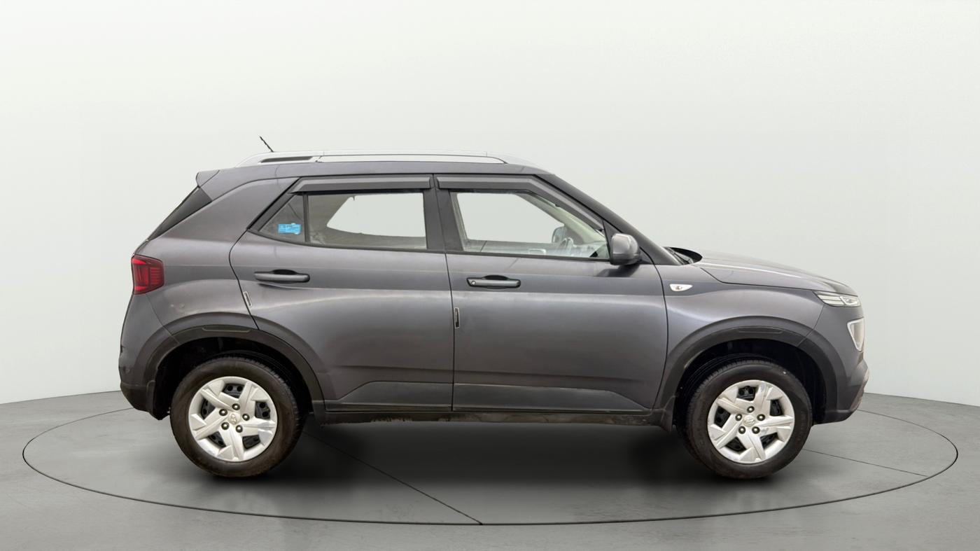 2021 Hyundai VENUE S 1.2, Petrol, Manual, 89,300 km, Right Side View