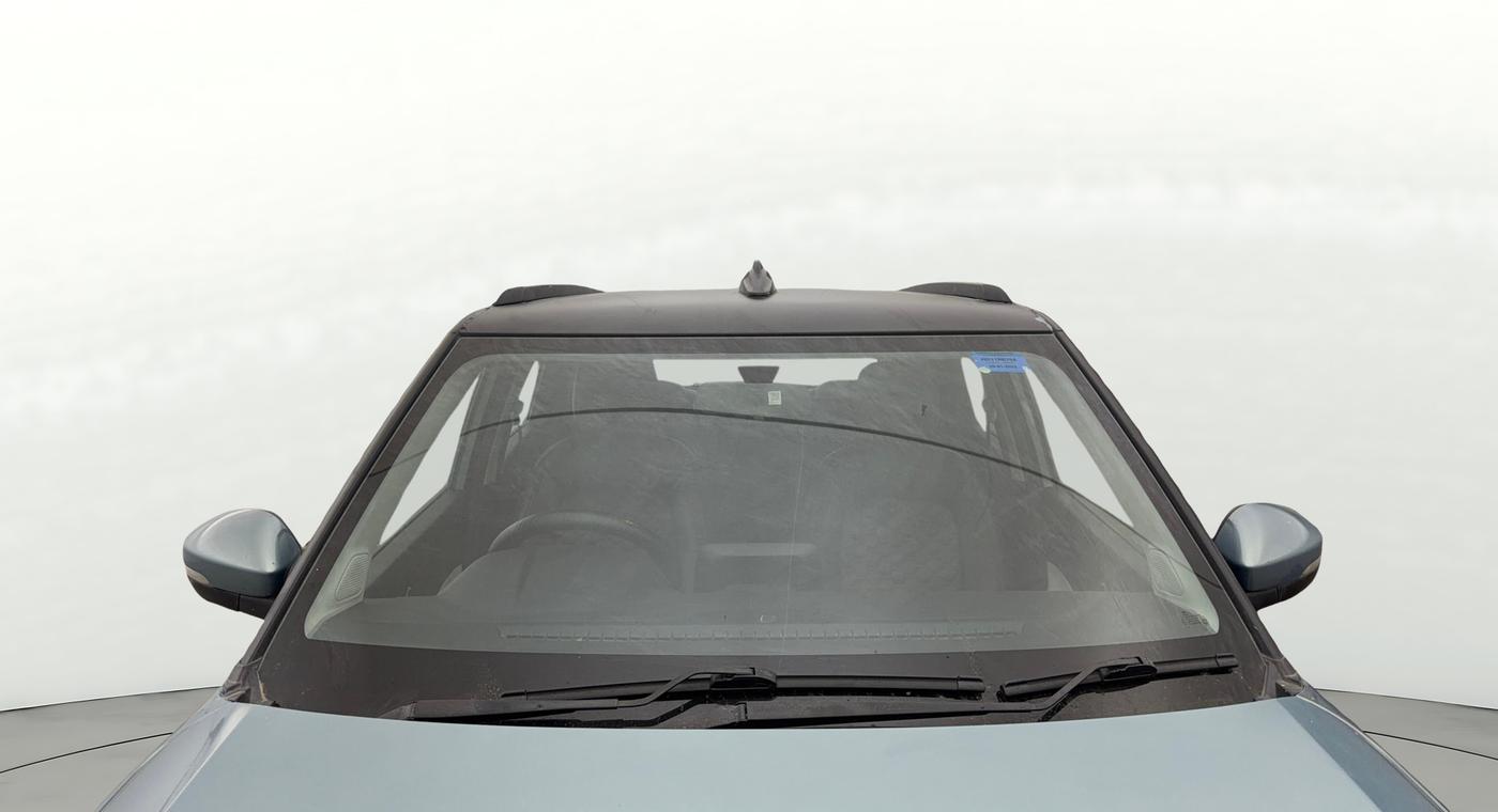 2022 Tata PUNCH ACCOMPLISHED MT, CNG, Manual, 95,049 km, Front Windshield