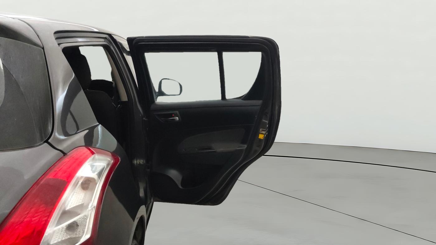 2016 Maruti Swift ZXI, Petrol, Manual, 61,365 km, RHS Rear Door