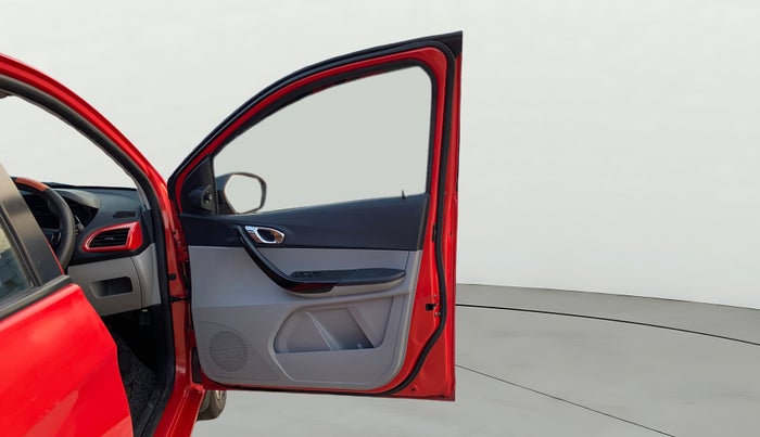 2020 Tata Tiago XZ PLUS PETROL, Petrol, Manual, 17,028 km, RHS Front Door