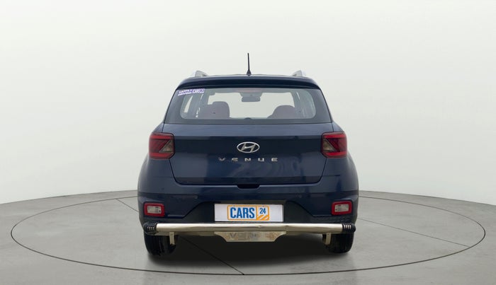2020 Hyundai VENUE S 1.2, Petrol, Manual, 35,547 km, Back/Rear