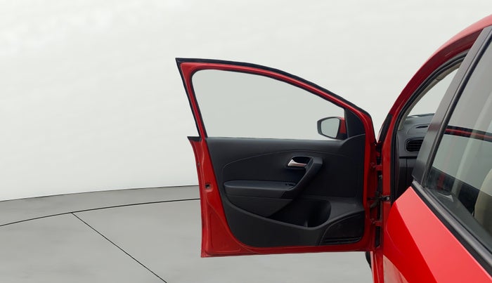 2016 Volkswagen Polo COMFORTLINE 1.2L, Petrol, Manual, 29,546 km, LHS Front Door