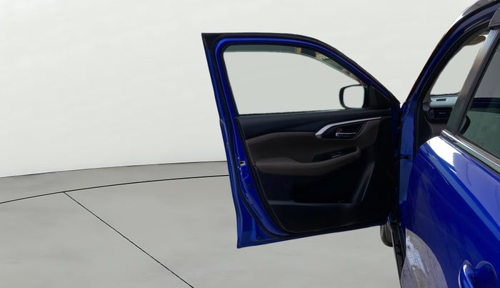 2022 Toyota URBAN CRUISER HYRYDER V HYBRID, Hybrid, Automatic, 35,471 km, LHS Front Door