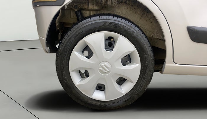 2014 Maruti Wagon R 1.0 VXI, Petrol, Manual, 71,841 km, Right Rear Wheel