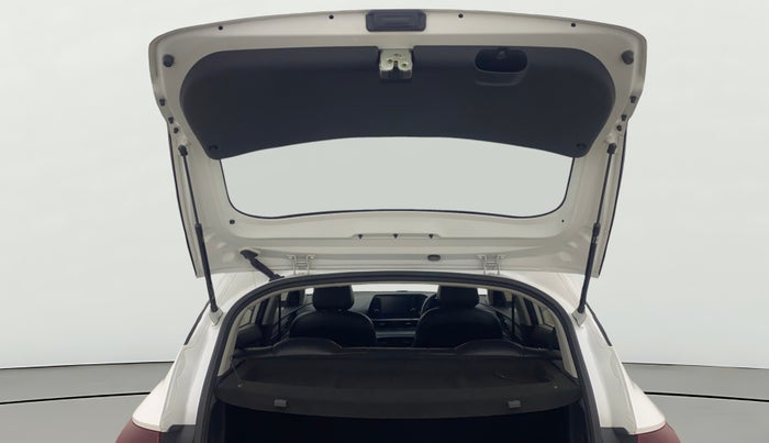 2022 Hyundai NEW I20 SPORTZ 1.5 MT, Diesel, Manual, 66,745 km, Boot Door Open