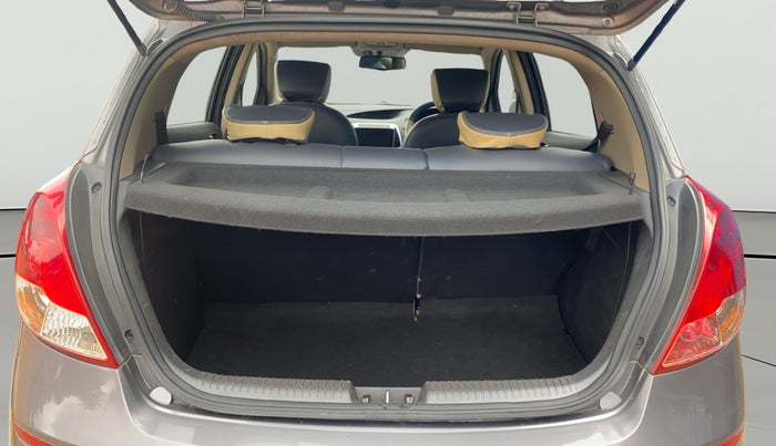 2013 Hyundai i20 SPORTZ 1.2, Petrol, Manual, 66,144 km, Boot Open Zoomed View