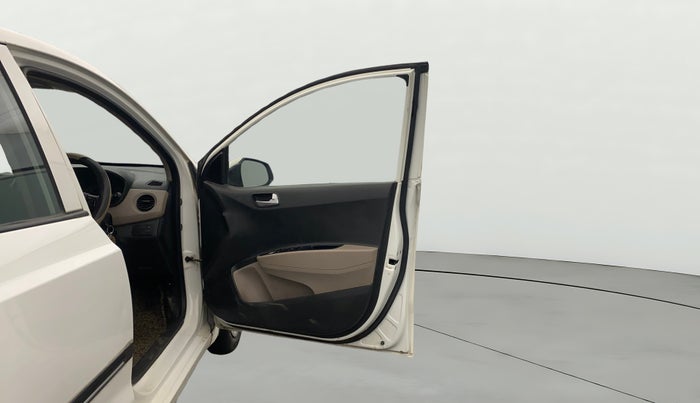 2017 Hyundai Grand i10 SPORTZ 1.2 KAPPA VTVT, Petrol, Manual, 50,031 km, RHS Front Door