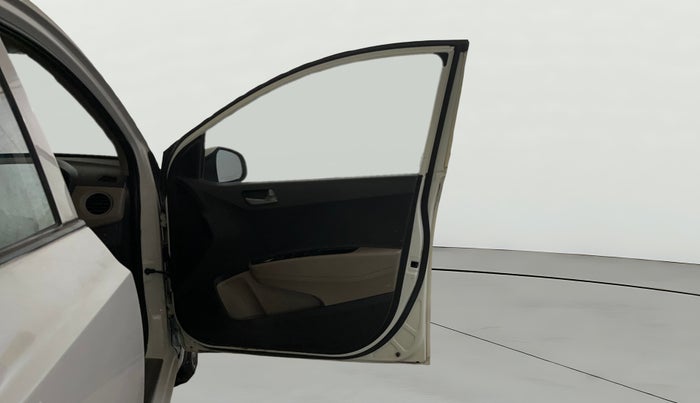 2015 Hyundai Grand i10 SPORTZ 1.2 KAPPA VTVT, Petrol, Manual, 23,597 km, RHS Front Door