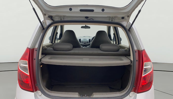 2013 Hyundai i10 SPORTZ 1.2, Petrol, Manual, 70,431 km, Boot Open Zoomed View