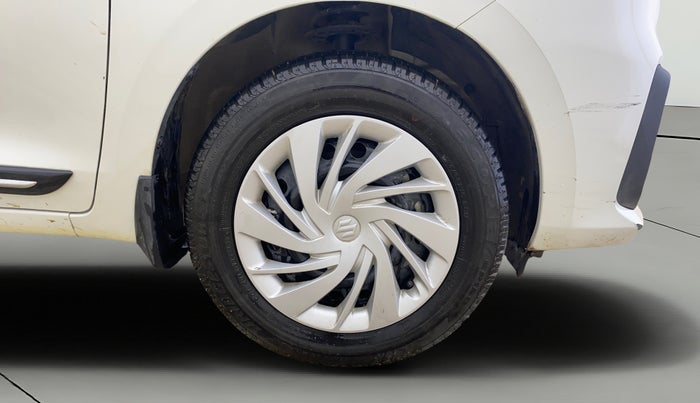 2023 Maruti Ertiga VXi (O), Petrol, Manual, 16,921 km, Right Front Wheel