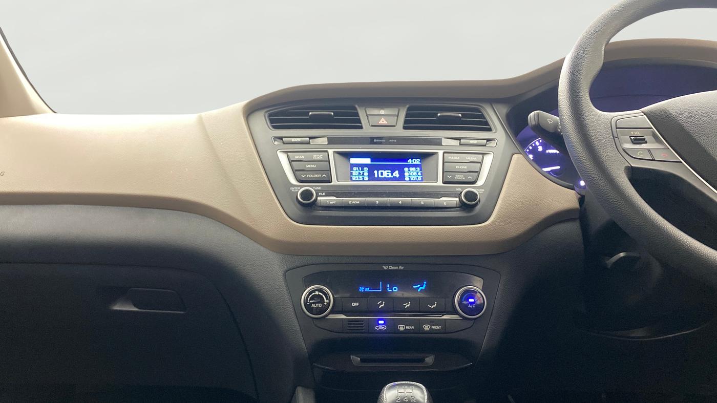 2016 Hyundai Elite i20 SPORTZ 1.2, Petrol, Manual, 68,026 km, Air Conditioner