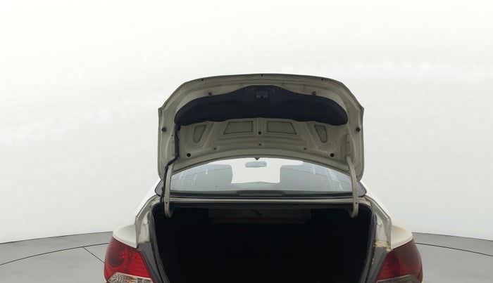 2012 Hyundai Verna FLUIDIC 1.6 CRDI SX, Diesel, Manual, 1,11,454 km, Boot Door Open