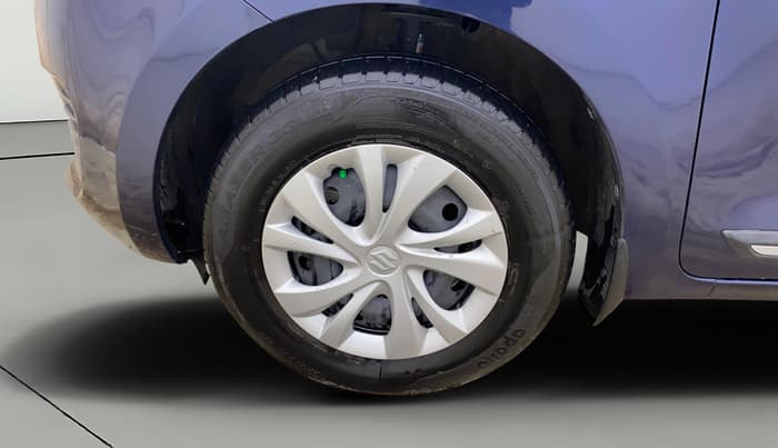 2023 Maruti Swift VXI, Petrol, Manual, 37,258 km, Left Front Wheel