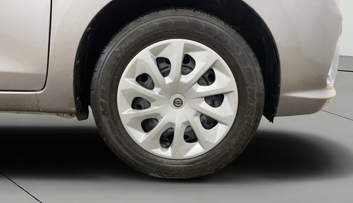 2019 Maruti Celerio VXI, CNG, Manual, 45,916 km, Right Front Wheel