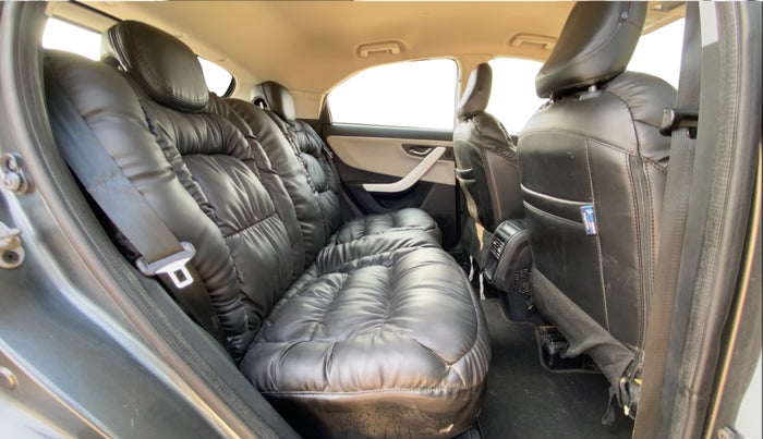 2023 Tata NEXON CREATIVE PLUS 1.2 REVOTRON 6 MT DT, Petrol, Manual, 23,710 km, Right Side Rear Door Cabin